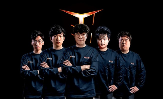 队在竞争中 队在竞争中